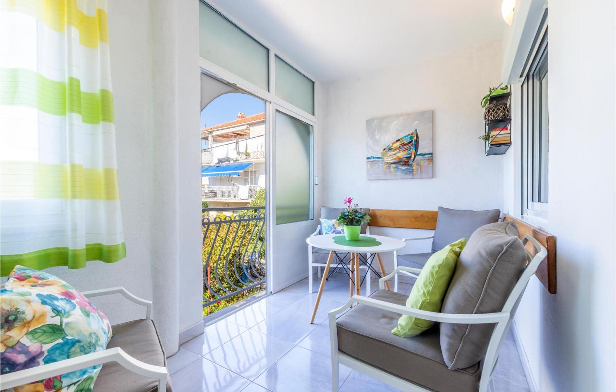 Stunning Apartment In Kastel Stari With Wifi Kaštela エクステリア 写真