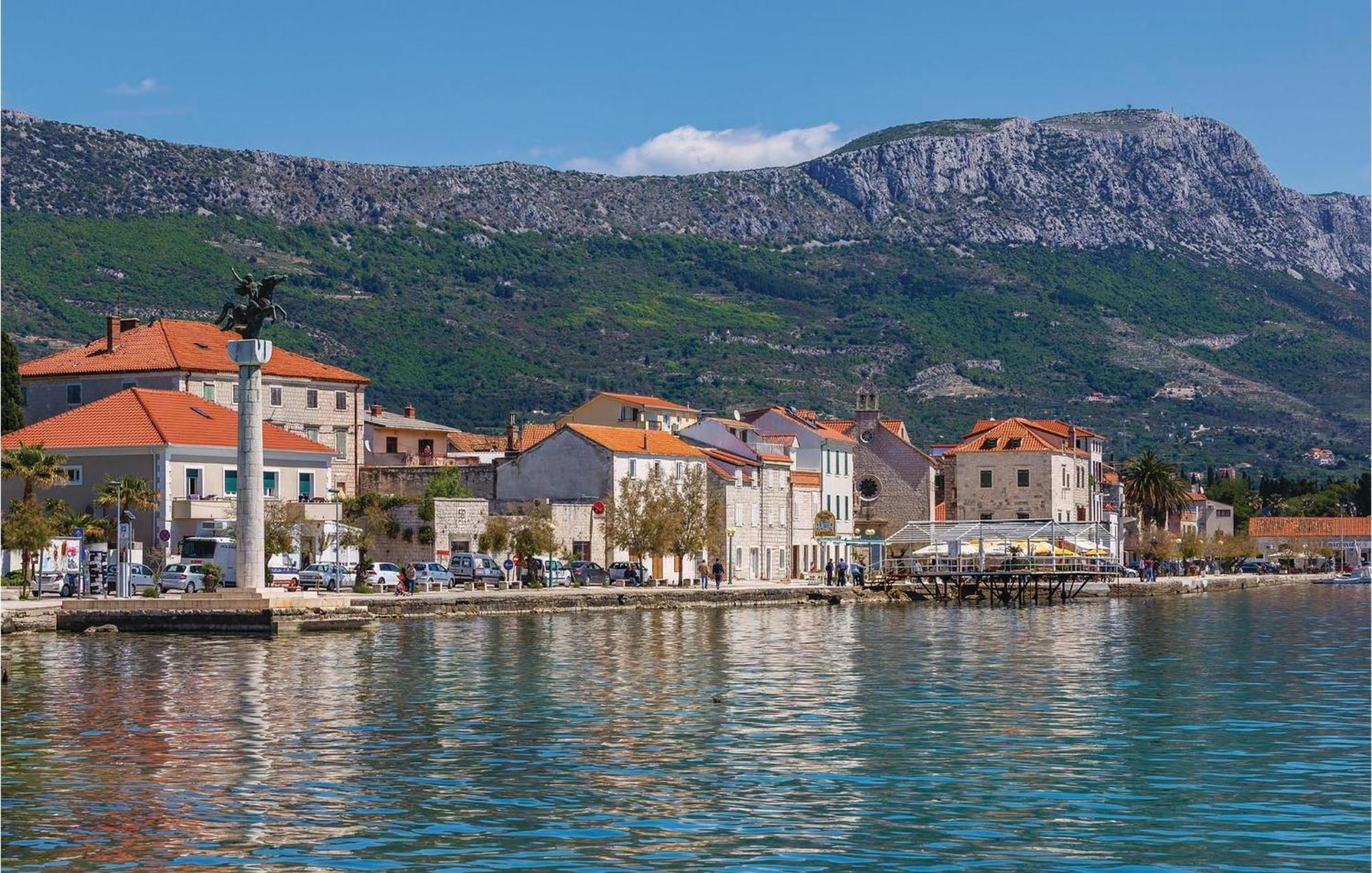 Stunning Apartment In Kastel Stari With Wifi Kaštela エクステリア 写真